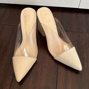 Lulus closed toe heels